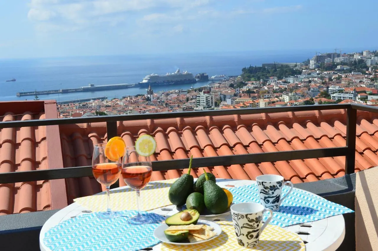 House In Funchal With Panoramic View 2-6 Βίλα